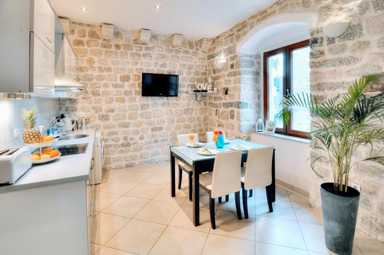 La Dolce Vita Apartment Kotor Ngoại thất bức ảnh