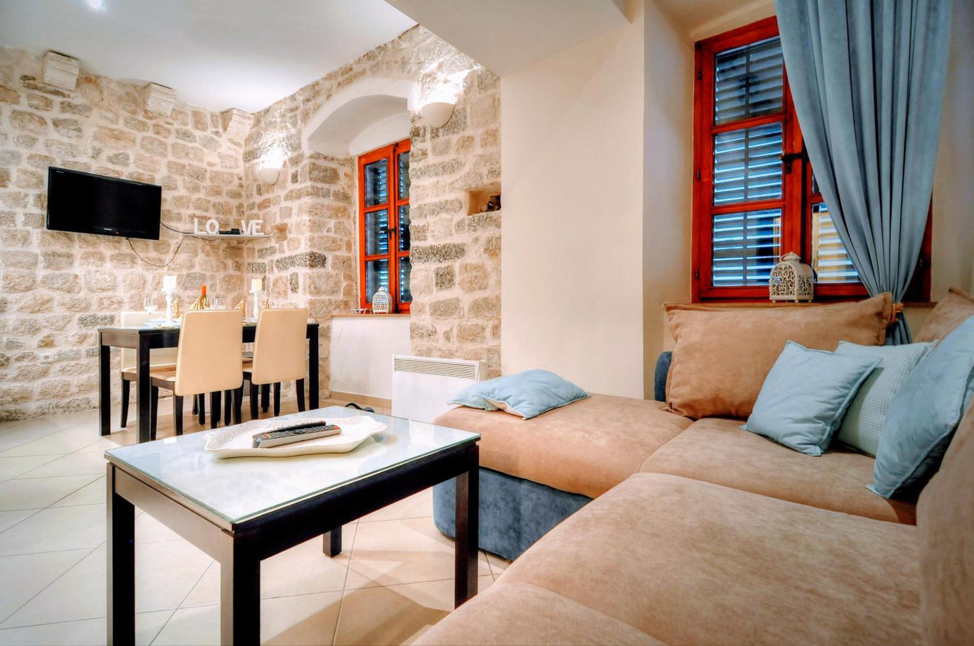 La Dolce Vita Apartment Kotor Phòng bức ảnh