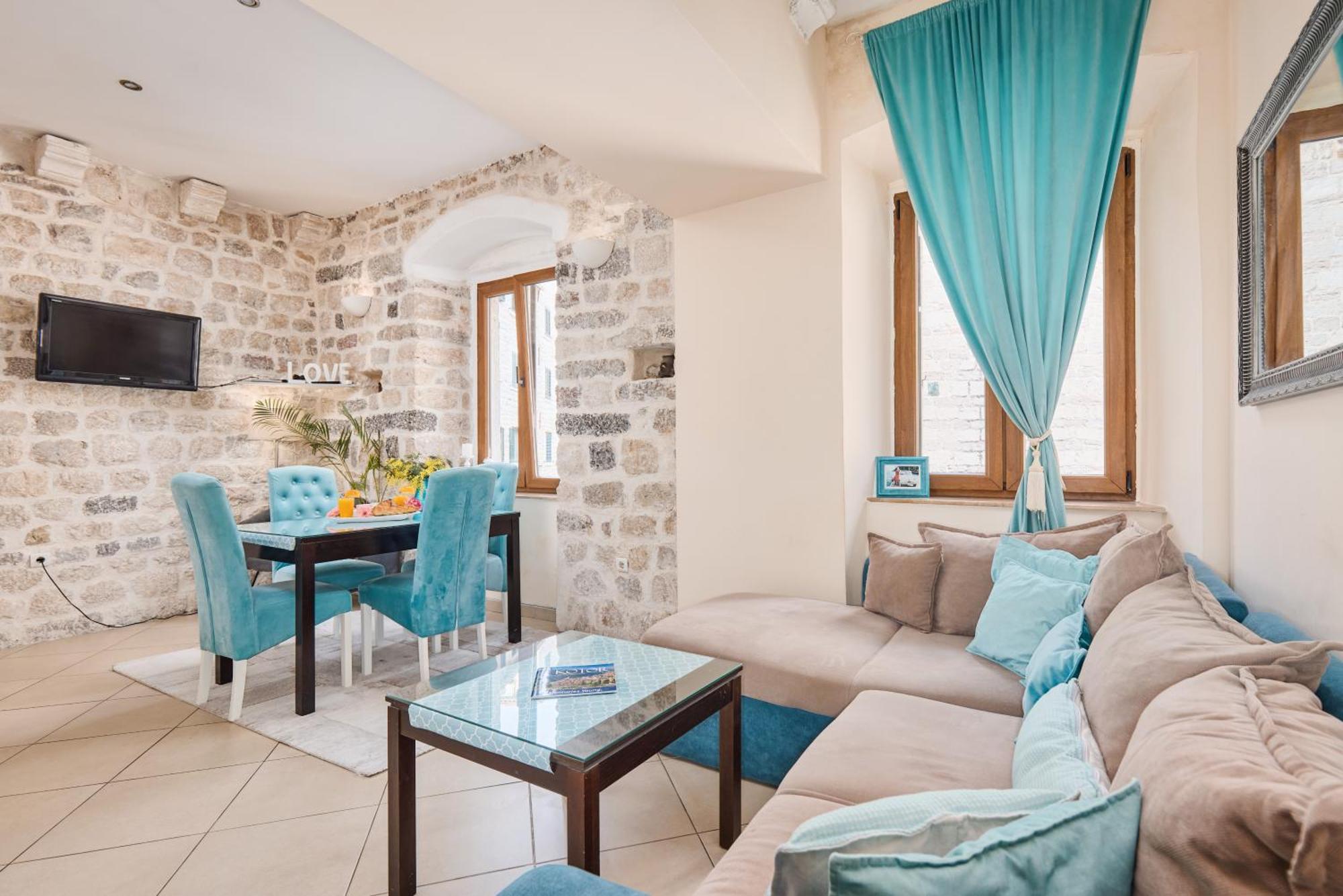 La Dolce Vita Apartment Kotor Ngoại thất bức ảnh