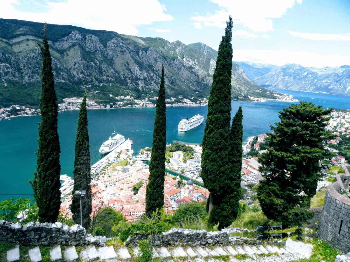 La Dolce Vita Apartment Kotor Ngoại thất bức ảnh